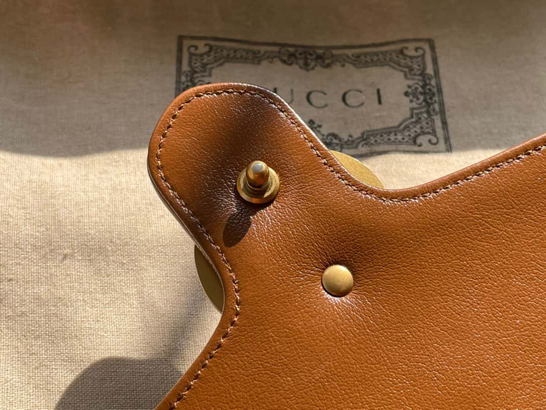 Gucci GG Marmont Mini Top Handle Bag 583571 21x15.5x8cm