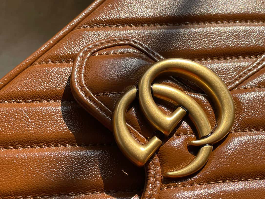 Gucci GG Marmont Mini Top Handle Bag 583571 21x15.5x8cm